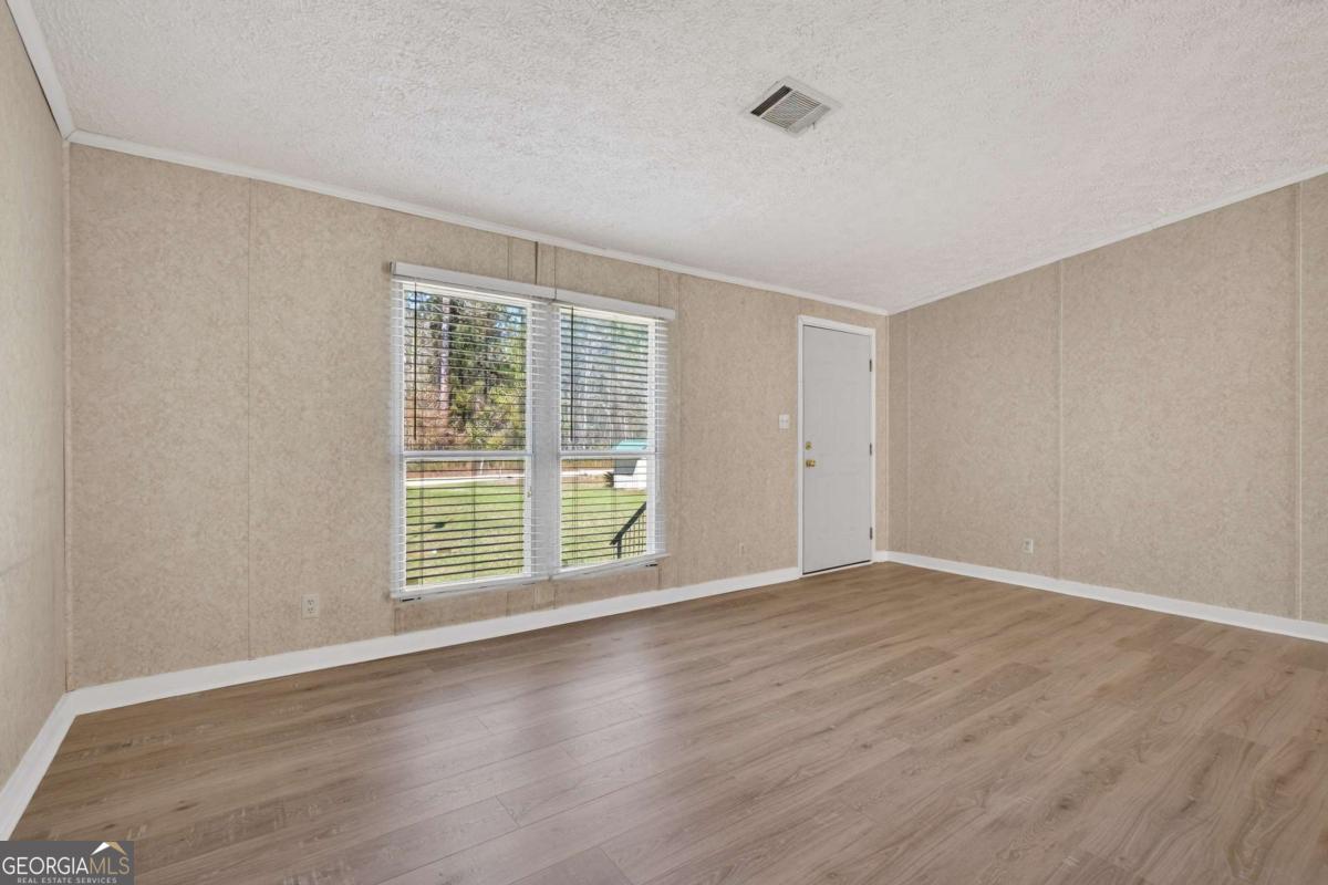 4156 Smiley Road NE Ludowici GA 31316