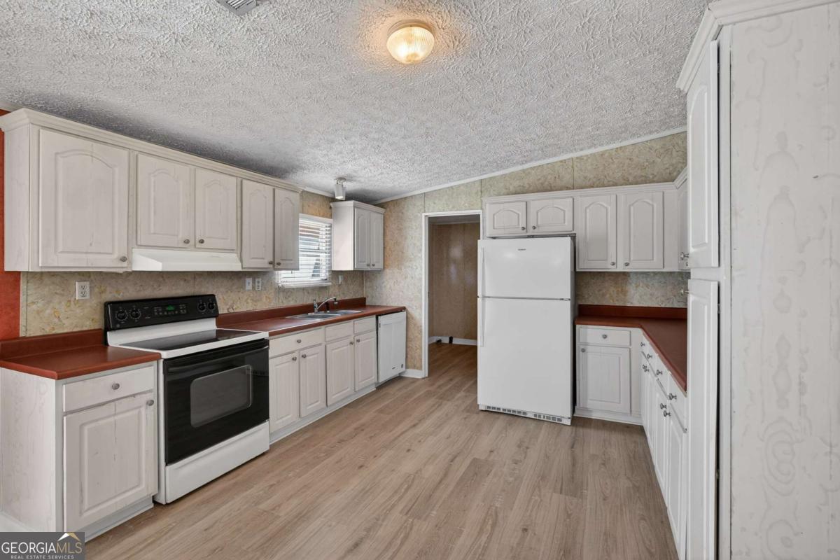 4156 Smiley Road NE Ludowici GA 31316
