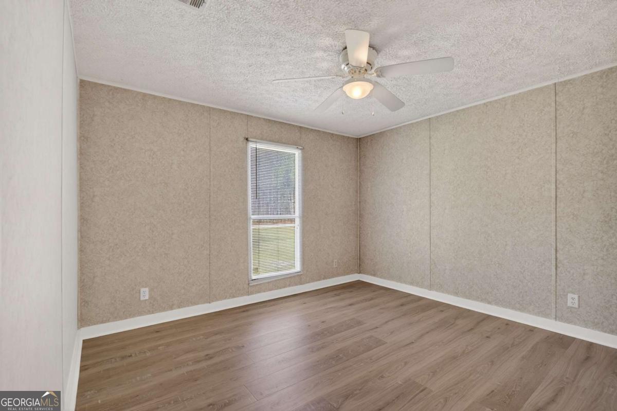 4156 Smiley Road NE Ludowici GA 31316