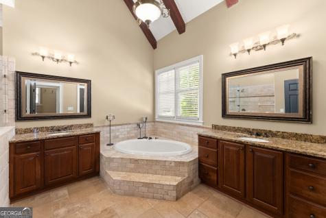 492 Jonney Thomas Road Cleveland GA 30528