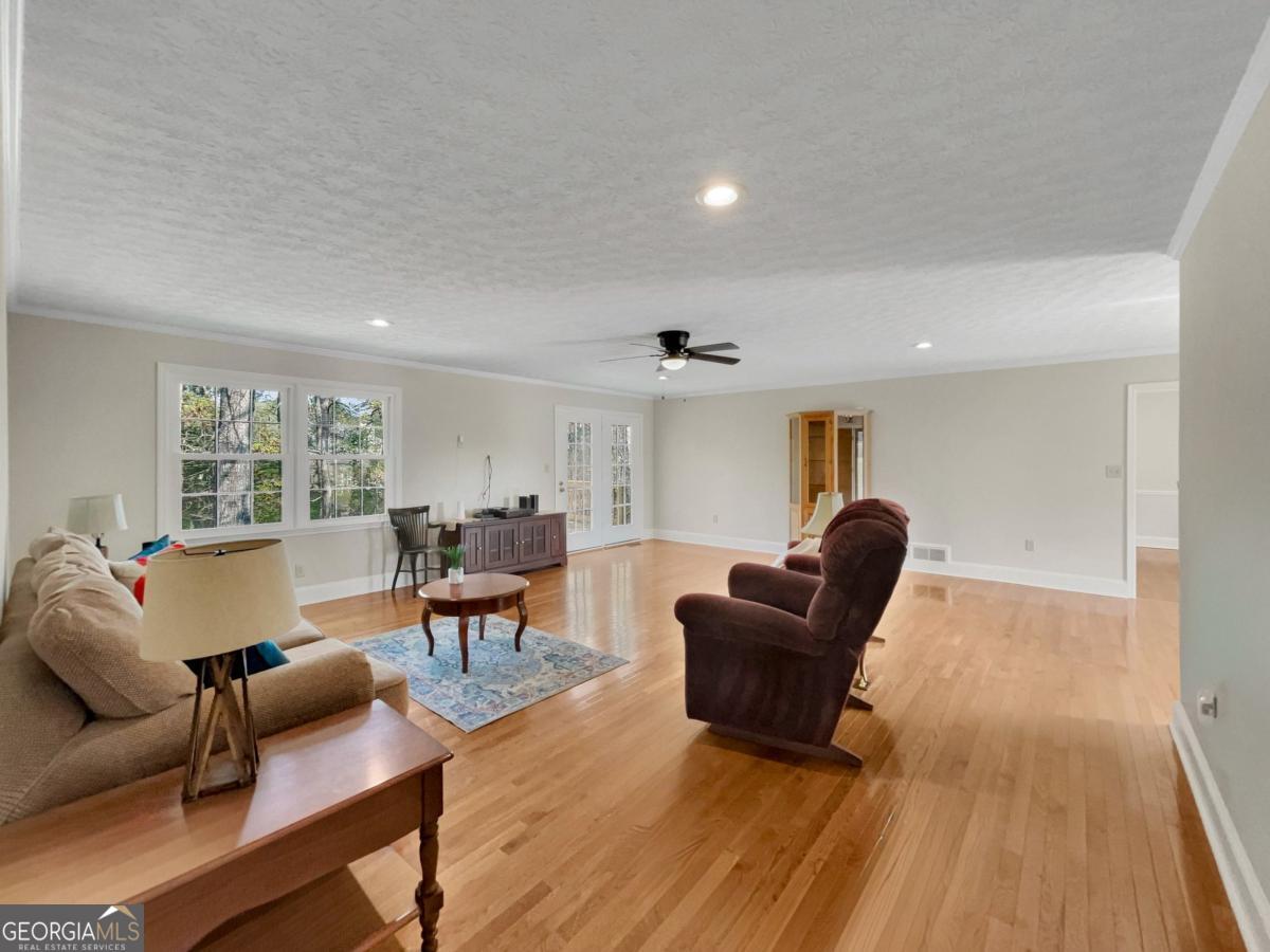 160 Kirkwood Drive Athens GA 30606