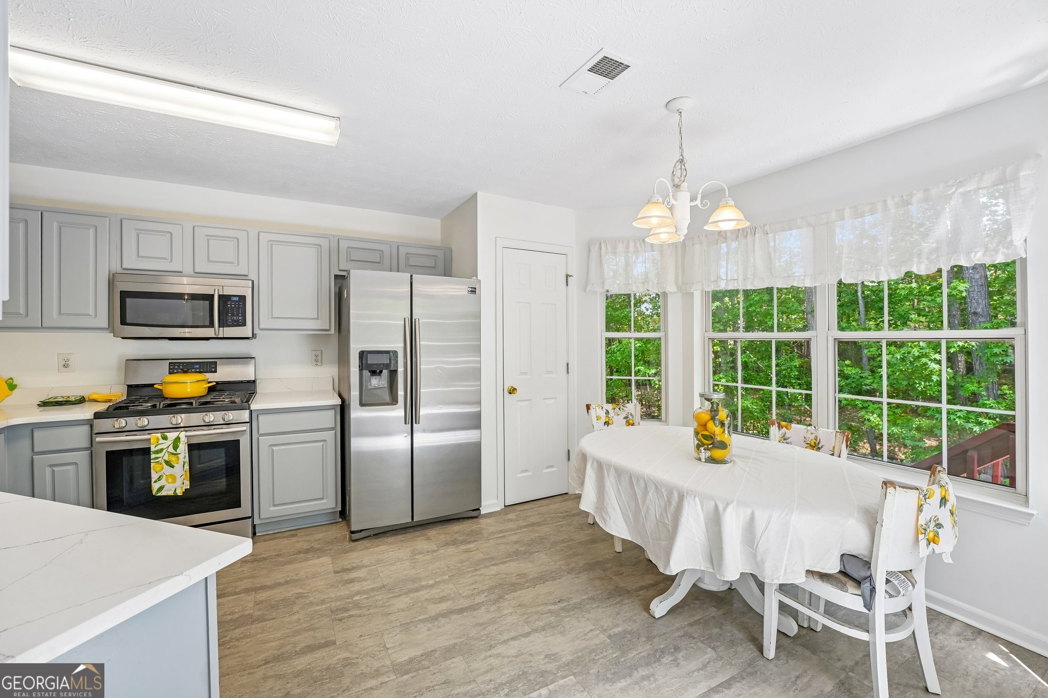 2642 Lake Park Bend Acworth GA 30101
