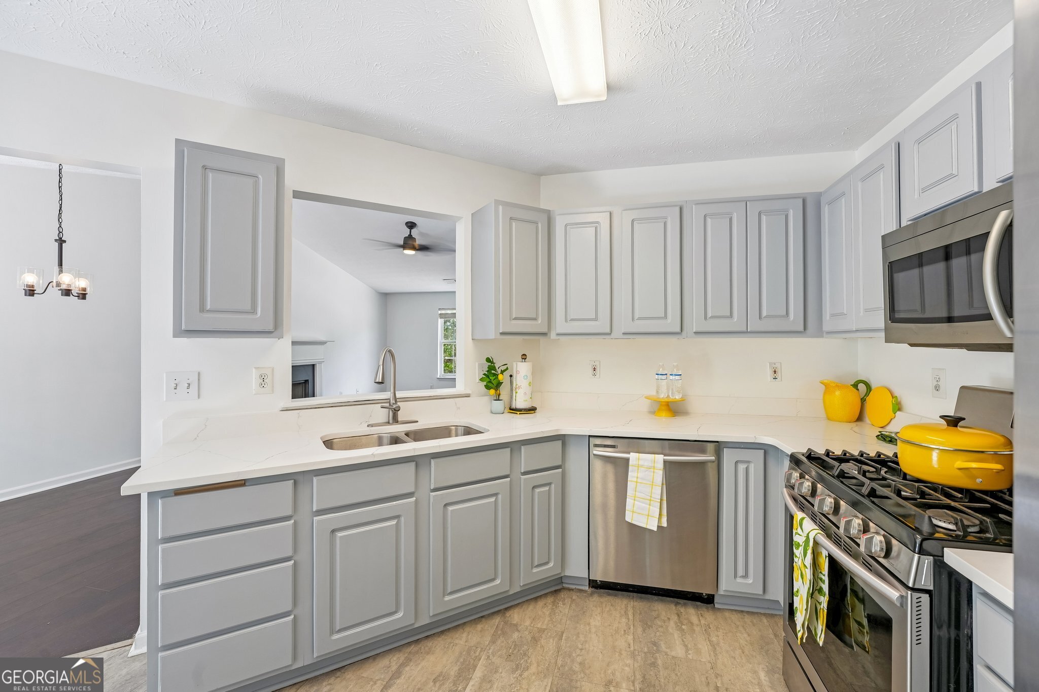2642 Lake Park Bend Acworth GA 30101