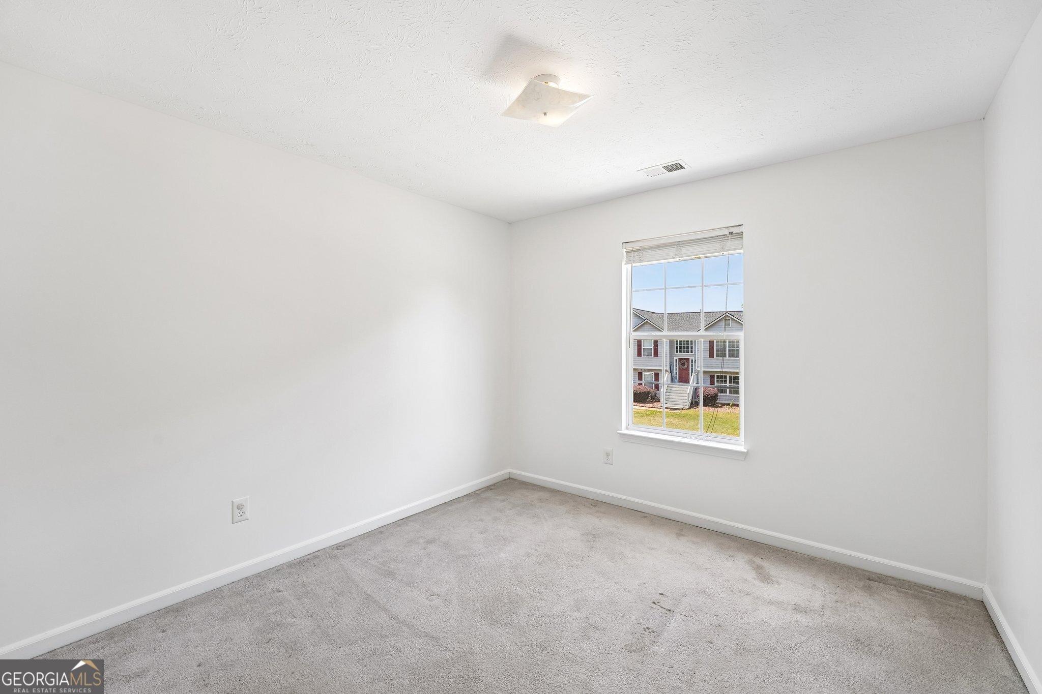 2642 Lake Park Bend Acworth GA 30101