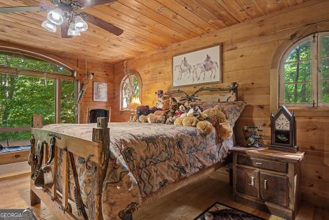 266 Enota Drive Sautee Nacoochee GA 30571