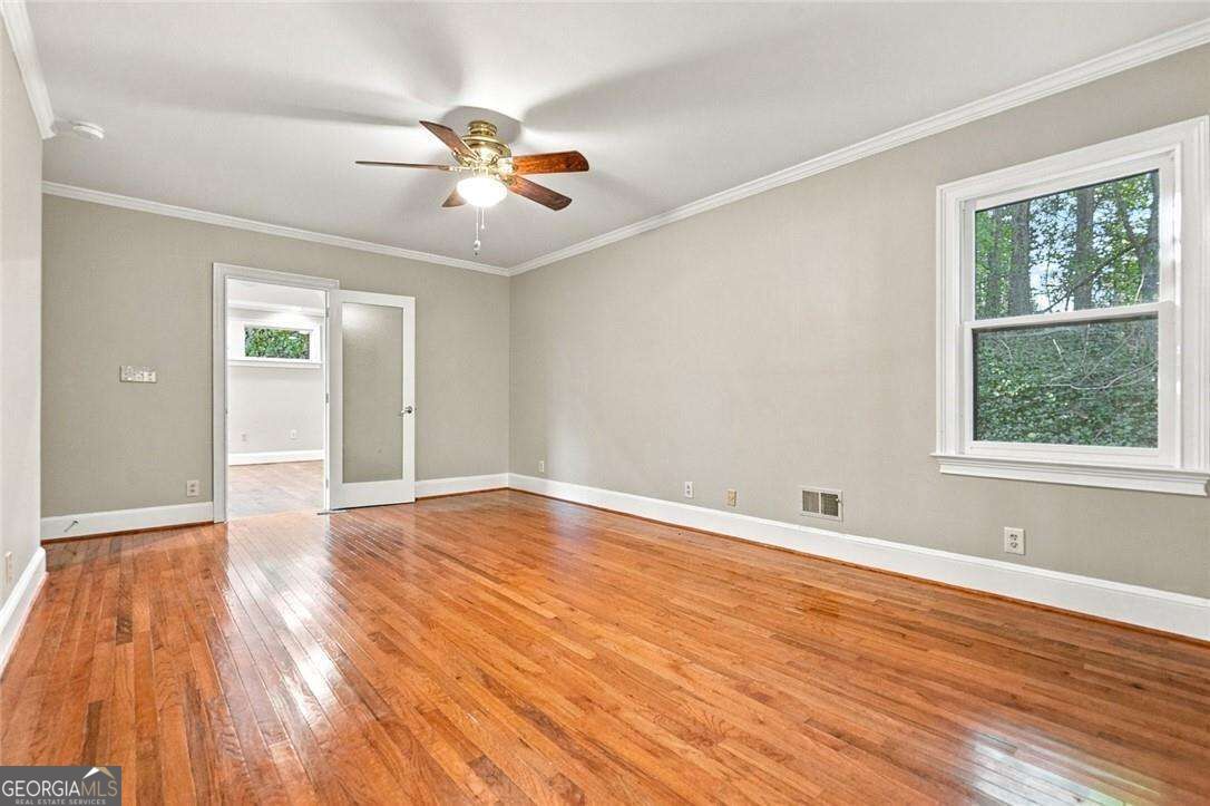 1883 Bedfordshire Court Decatur GA 30033