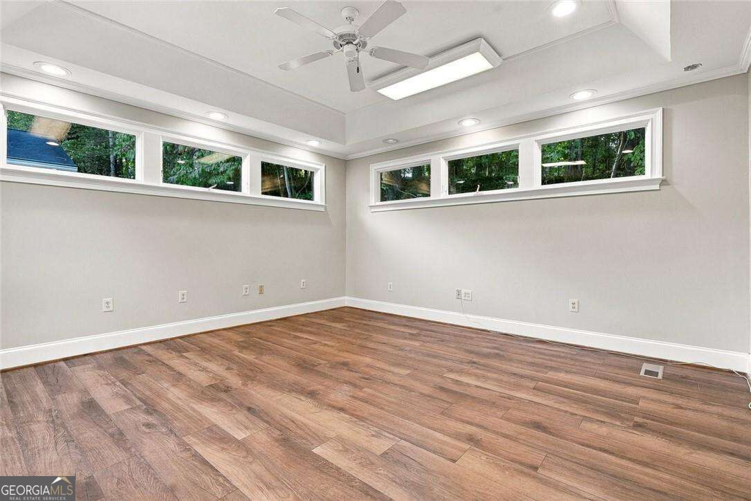 1883 Bedfordshire Court Decatur GA 30033