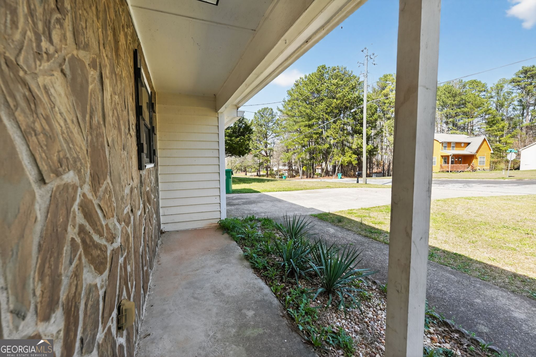 4695 Browns Mill Ferry Road Lithonia GA 30038