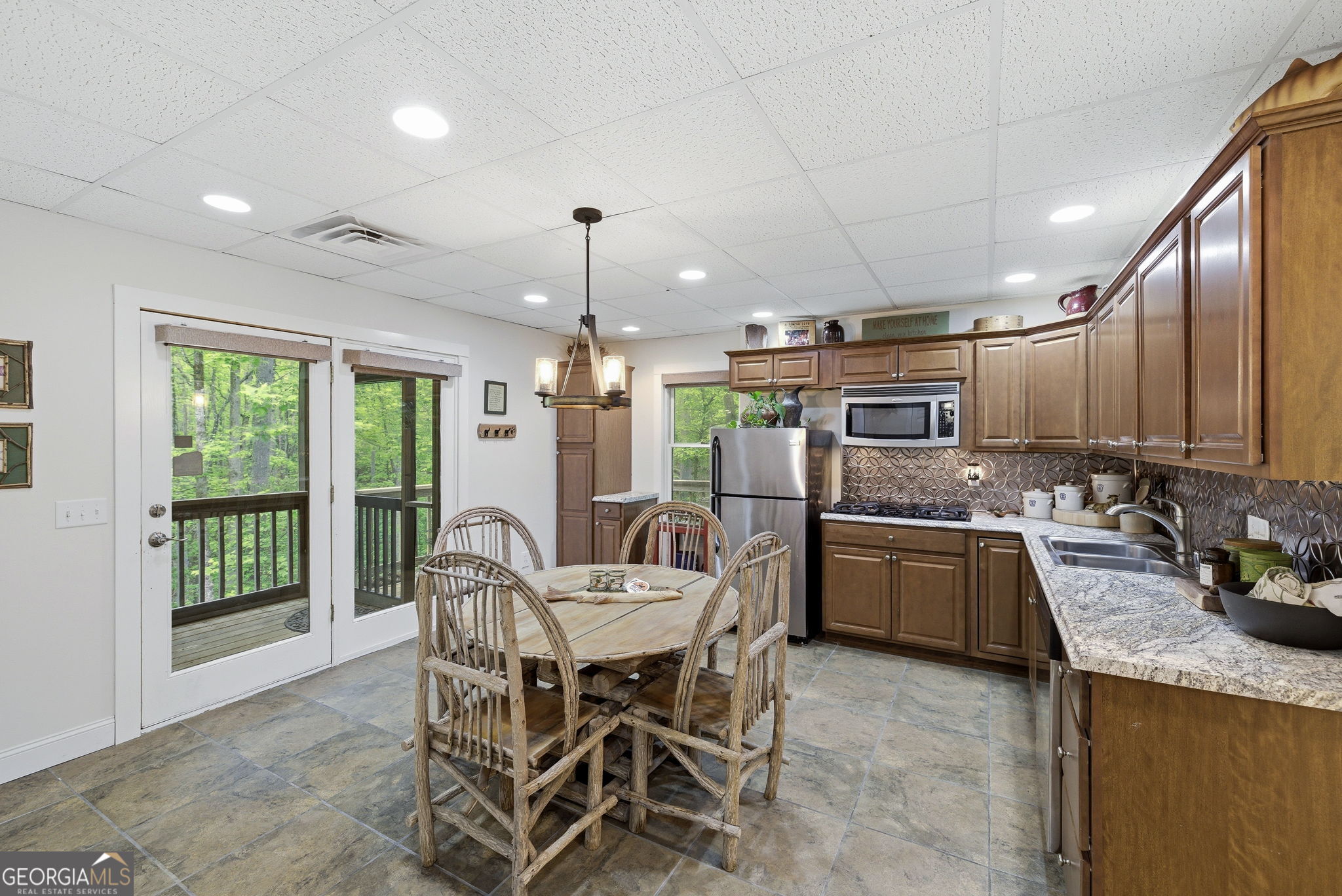 634 Little Hawk Road Sautee Nacoochee GA 30571