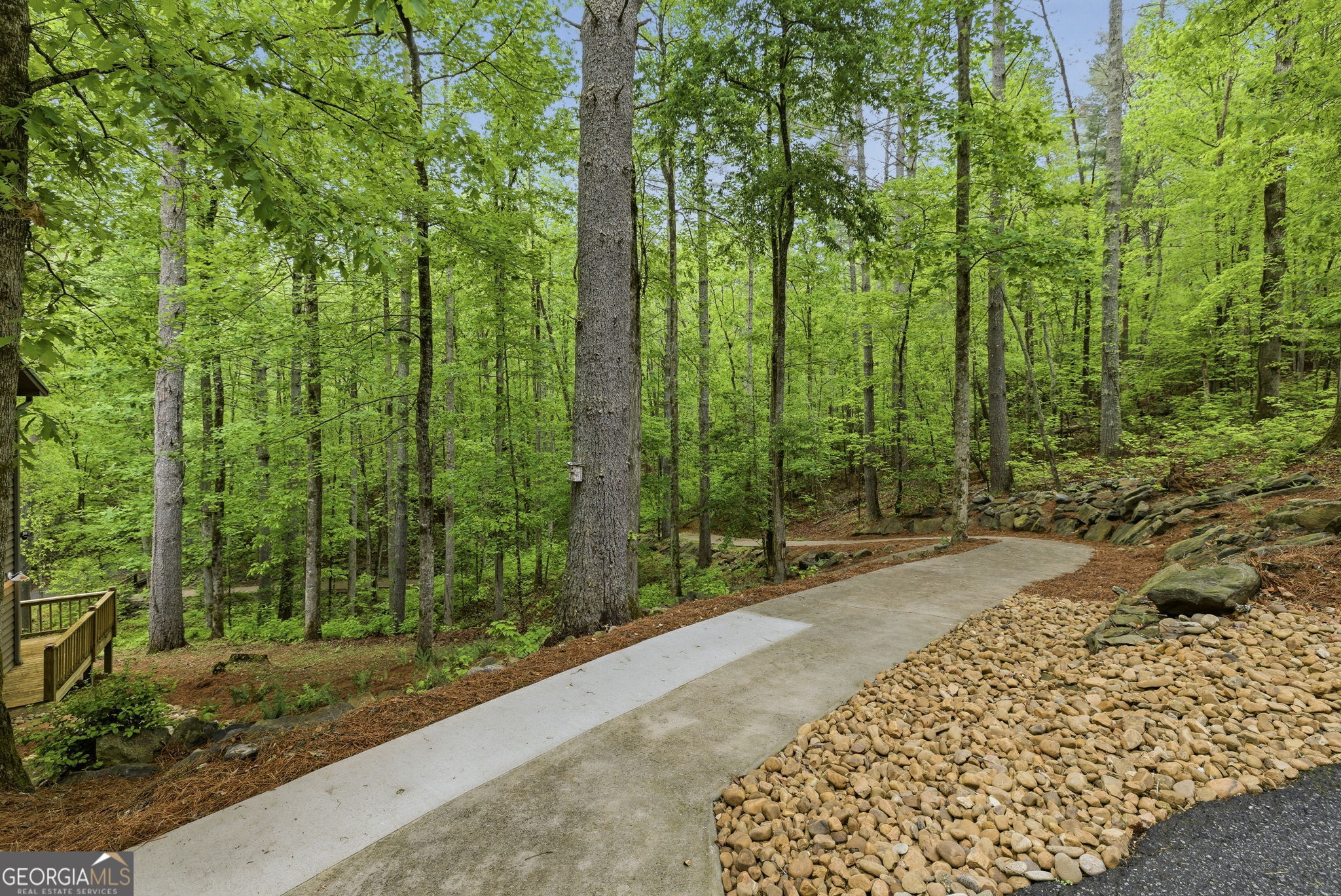 634 Little Hawk Road Sautee Nacoochee GA 30571