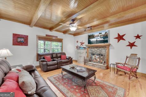 576 Stanley Nix Road Cleveland GA 30528