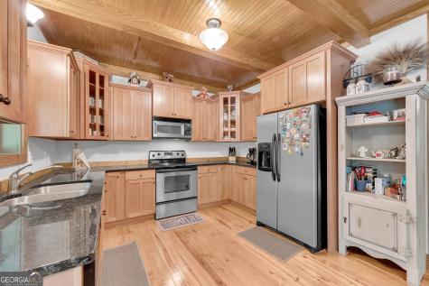 576 Stanley Nix Road Cleveland GA 30528