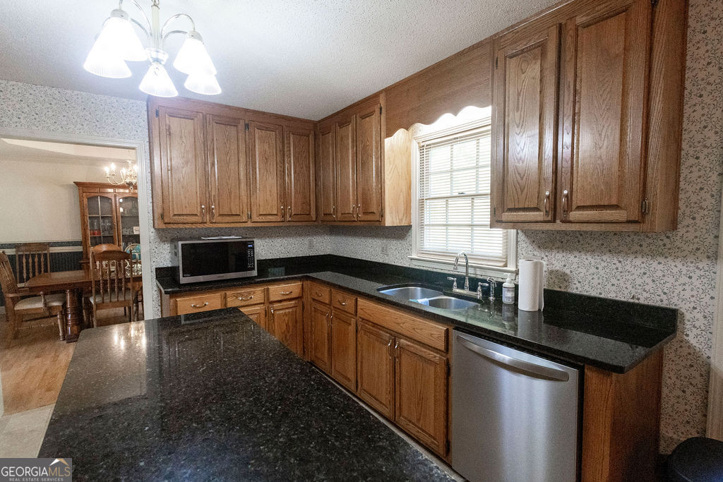 114 Deer Chase Road Thomaston GA 30286