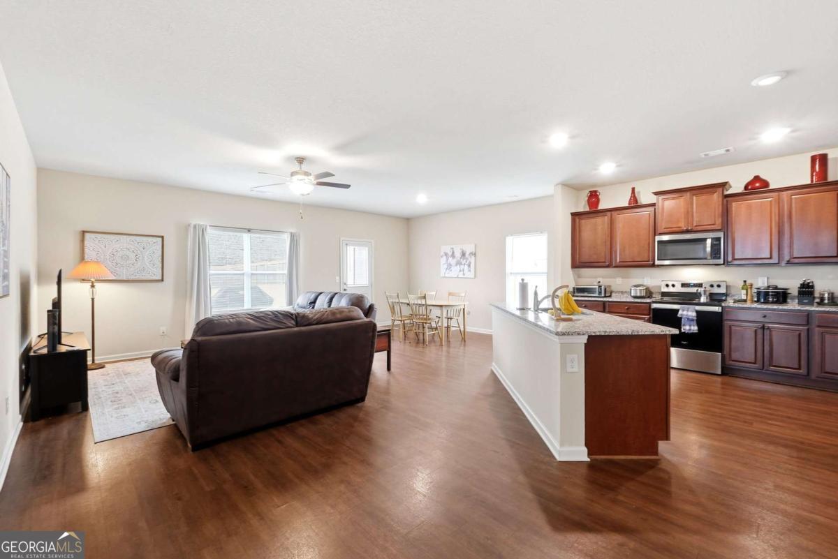 176 Innis Brook Circle Cartersville GA 30120