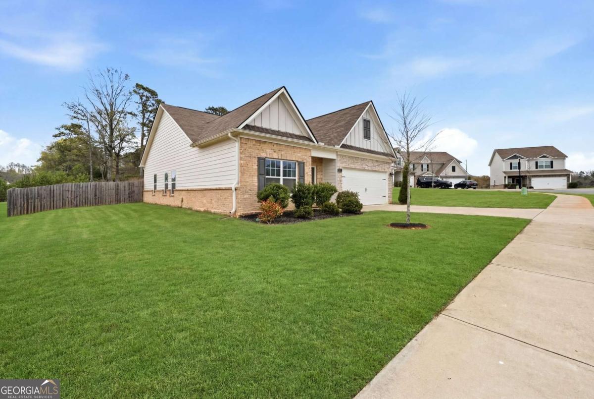 176 Innis Brook Circle Cartersville GA 30120