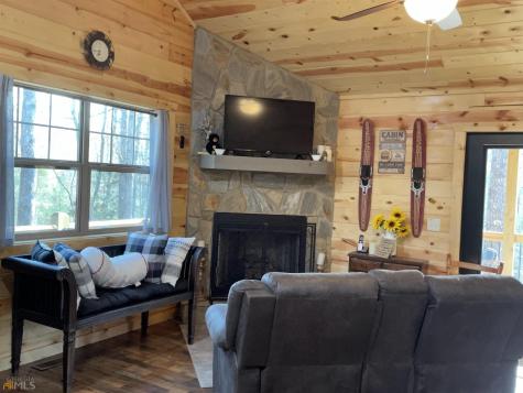 8020 Cutcane Road Mineral Bluff GA 30559
