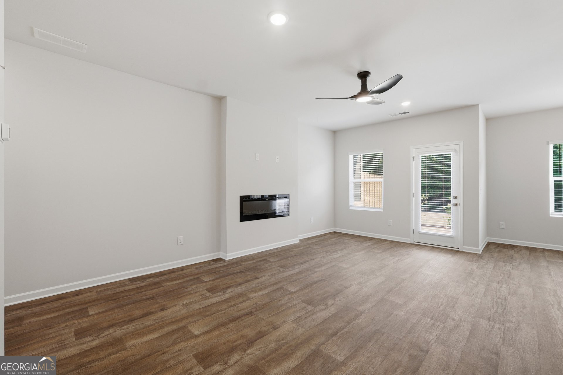 3652 Parkway James Drive Snellville GA 30039