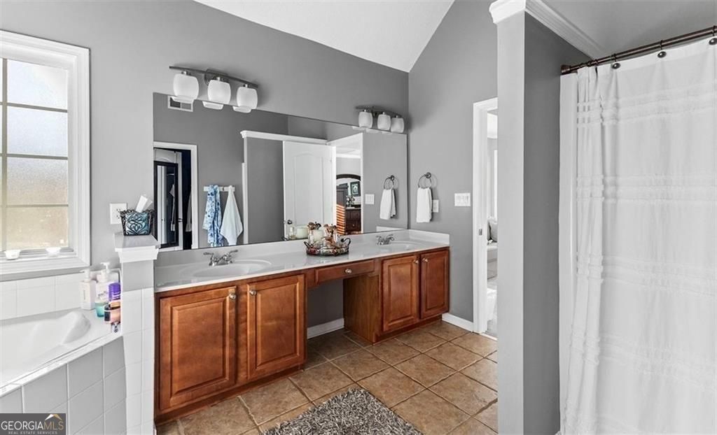 310 Persimmon Drive Sharpsburg GA 30277