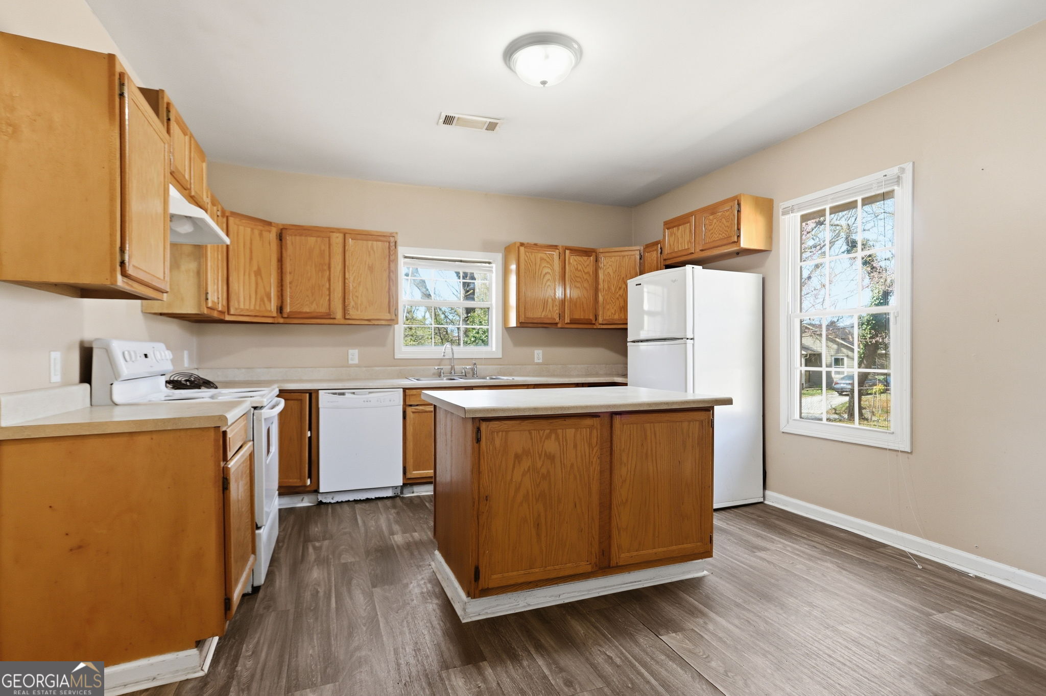 1691 Evans Drive SW Atlanta GA 30310