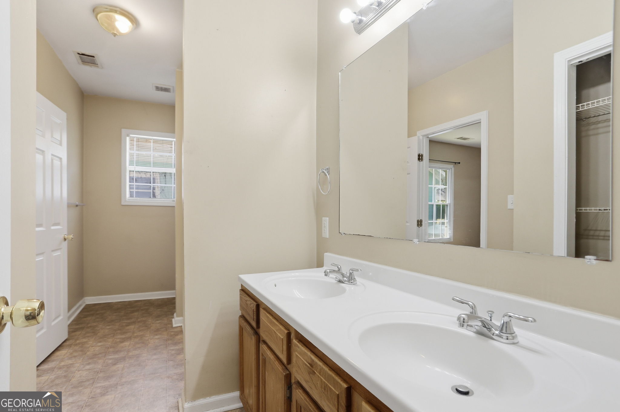 1691 Evans Drive SW Atlanta GA 30310