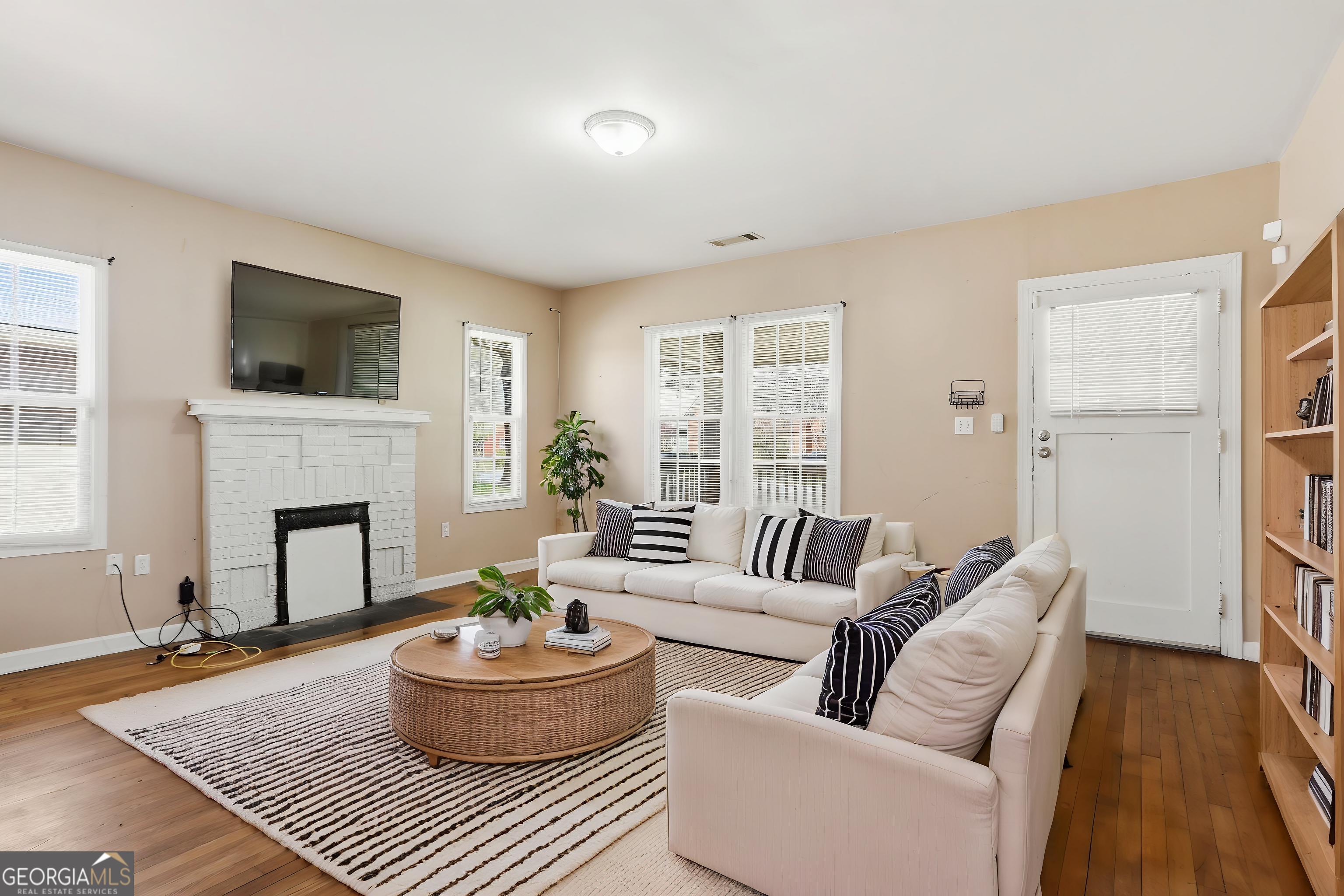 1691 Evans Drive SW Atlanta GA 30310