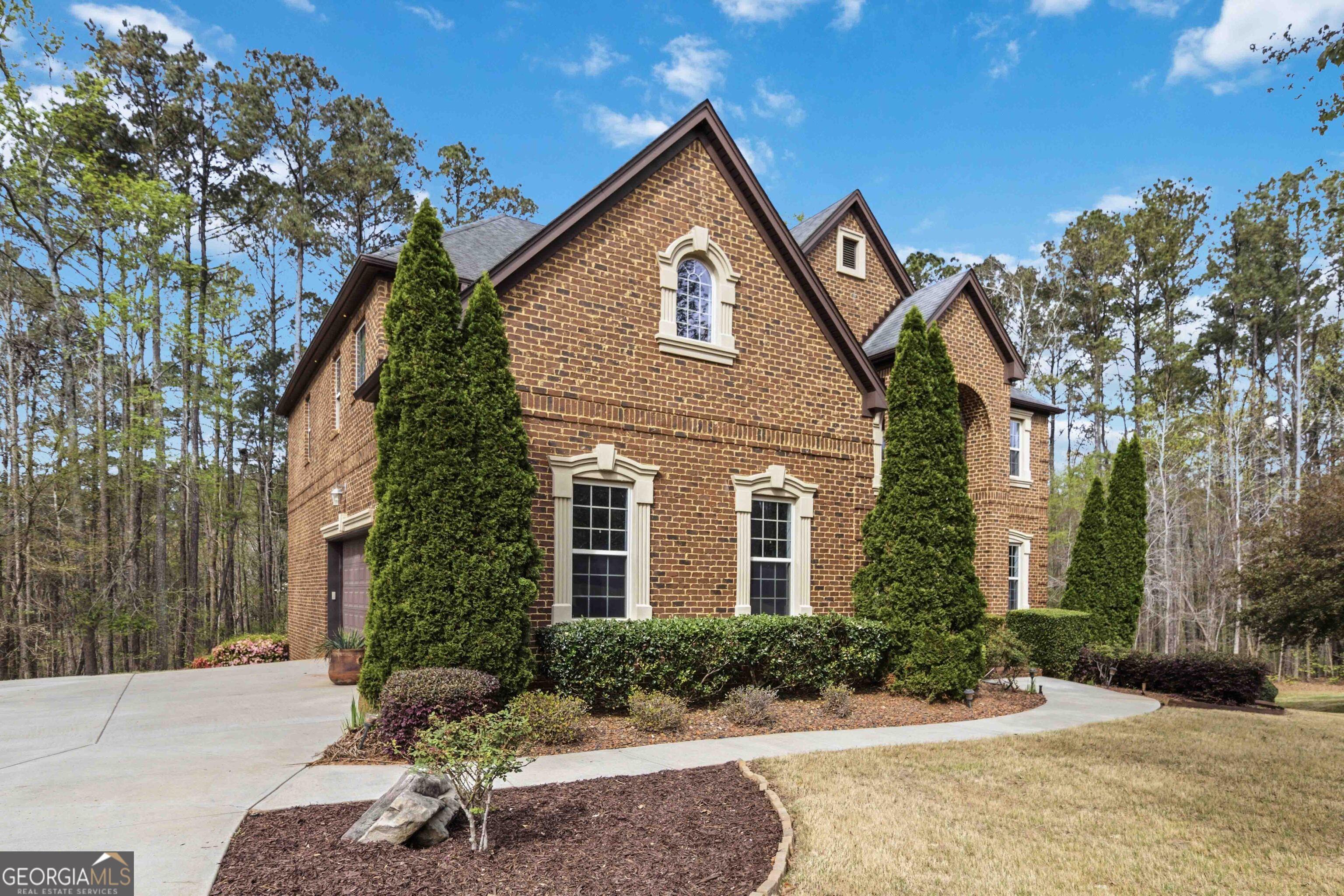 2704 Ivy Circle Conyers GA 30013