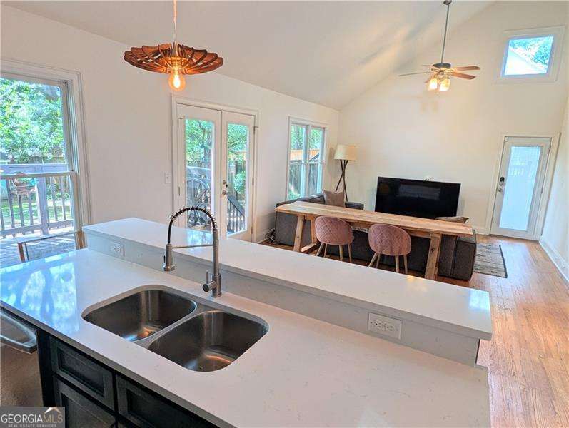 585 Glenwood Place SE Atlanta GA 30316