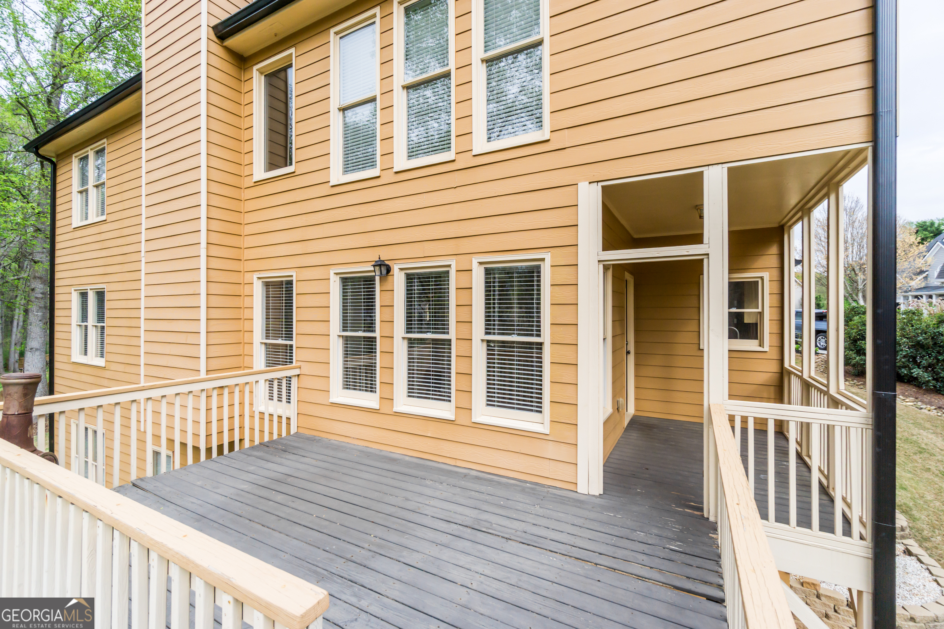 8670 Woodland View Drive Gainesville GA 30506