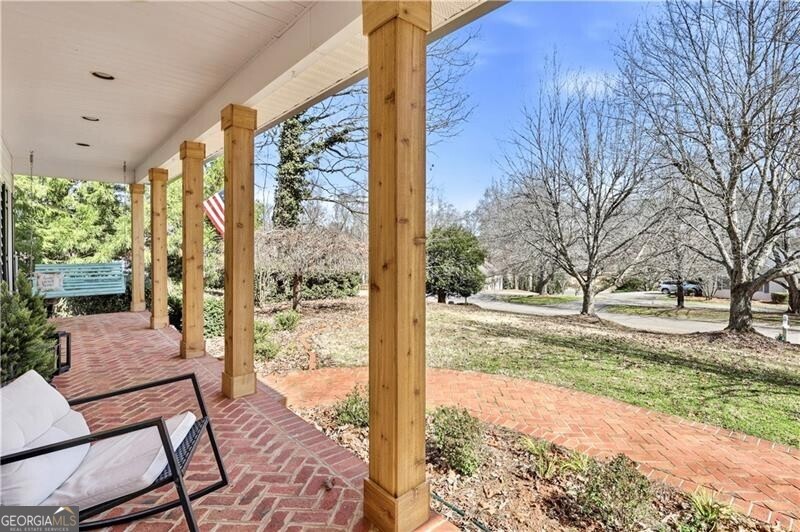 2511 N Oaks Drive Gainesville GA 30506