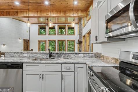 48 Woodleaf Road Morganton GA 30560