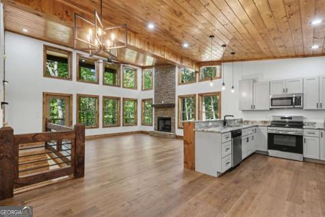 48 Woodleaf Road Morganton GA 30560