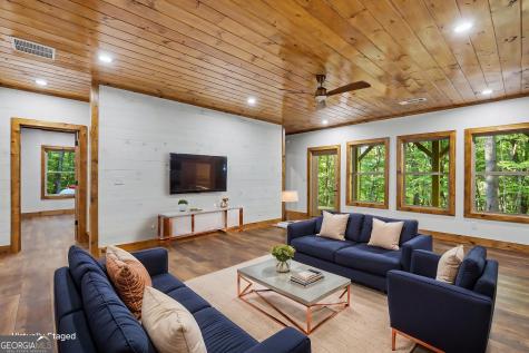 48 Woodleaf Road Morganton GA 30560