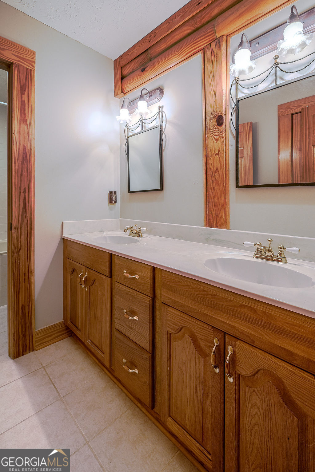 838 Buford Carey Road Hull GA 30646