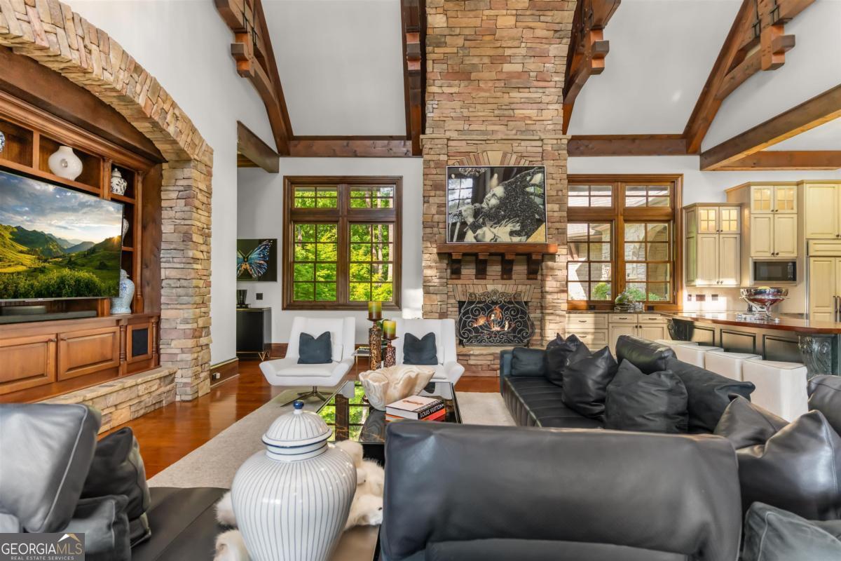 1090 Spring Creek Greensboro GA 30642
