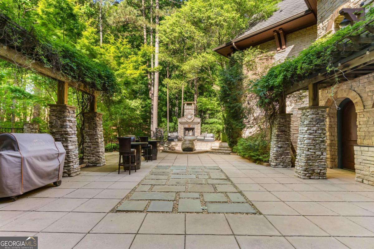 1090 Spring Creek Greensboro GA 30642