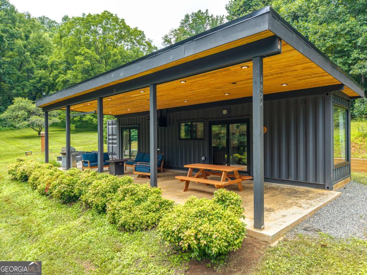 1824 Colwell Road Blue Ridge GA 30513