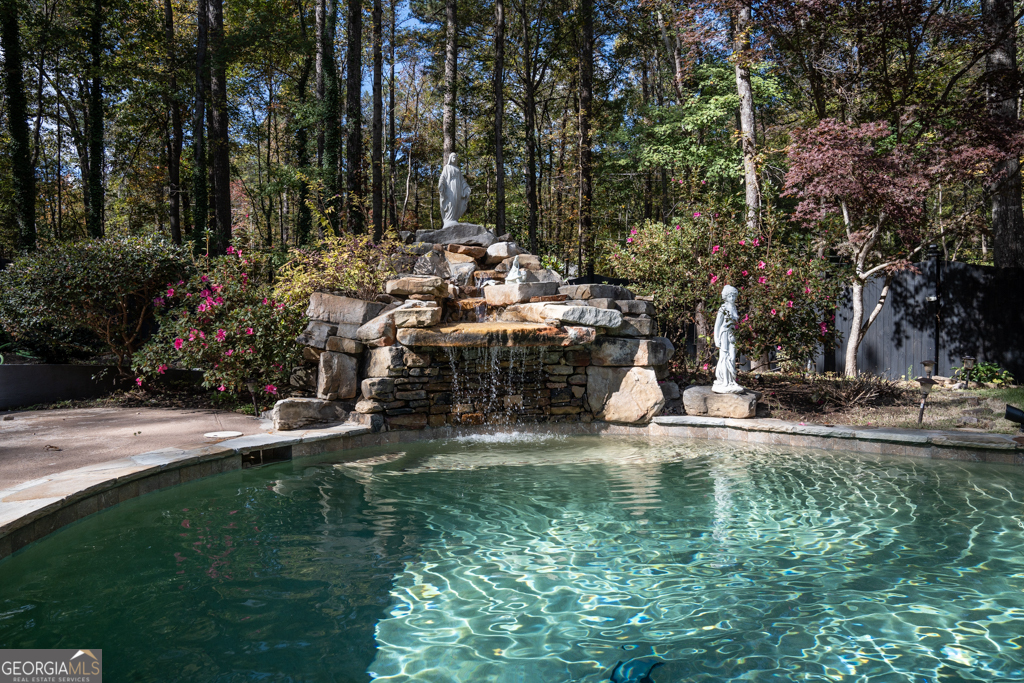 21 River Pine Drive SW Rome GA 30165