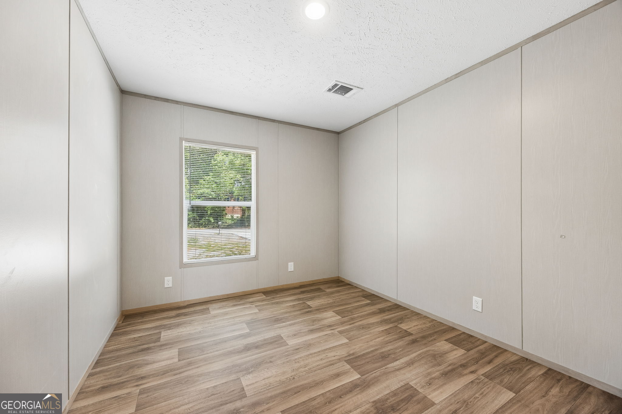 206 Elm Street Folkston GA 31537
