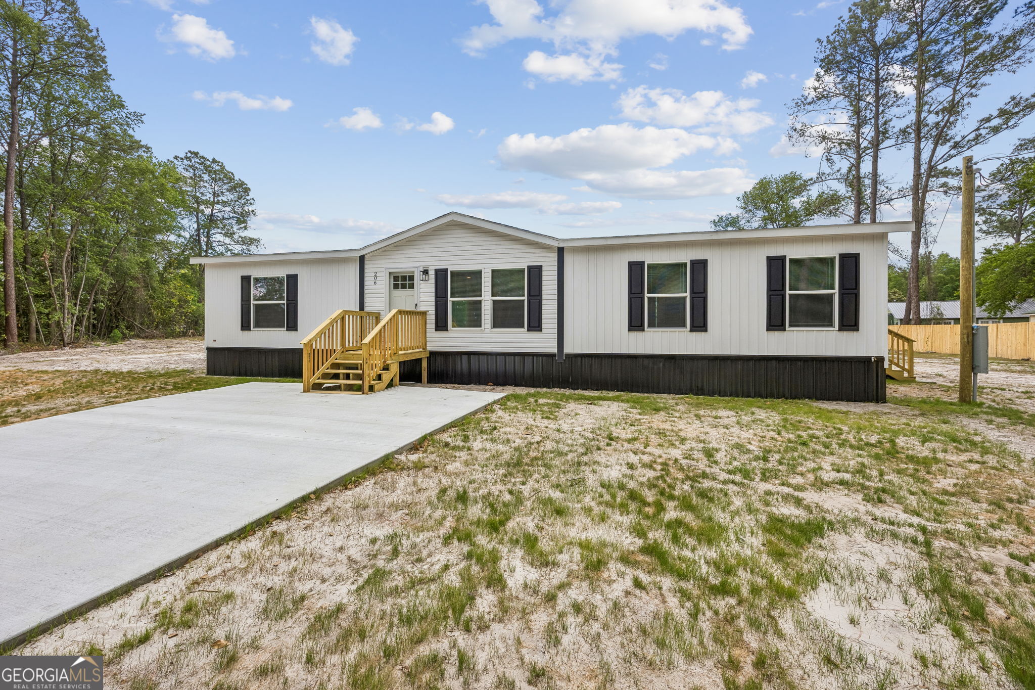 206 Elm Street Folkston GA 31537