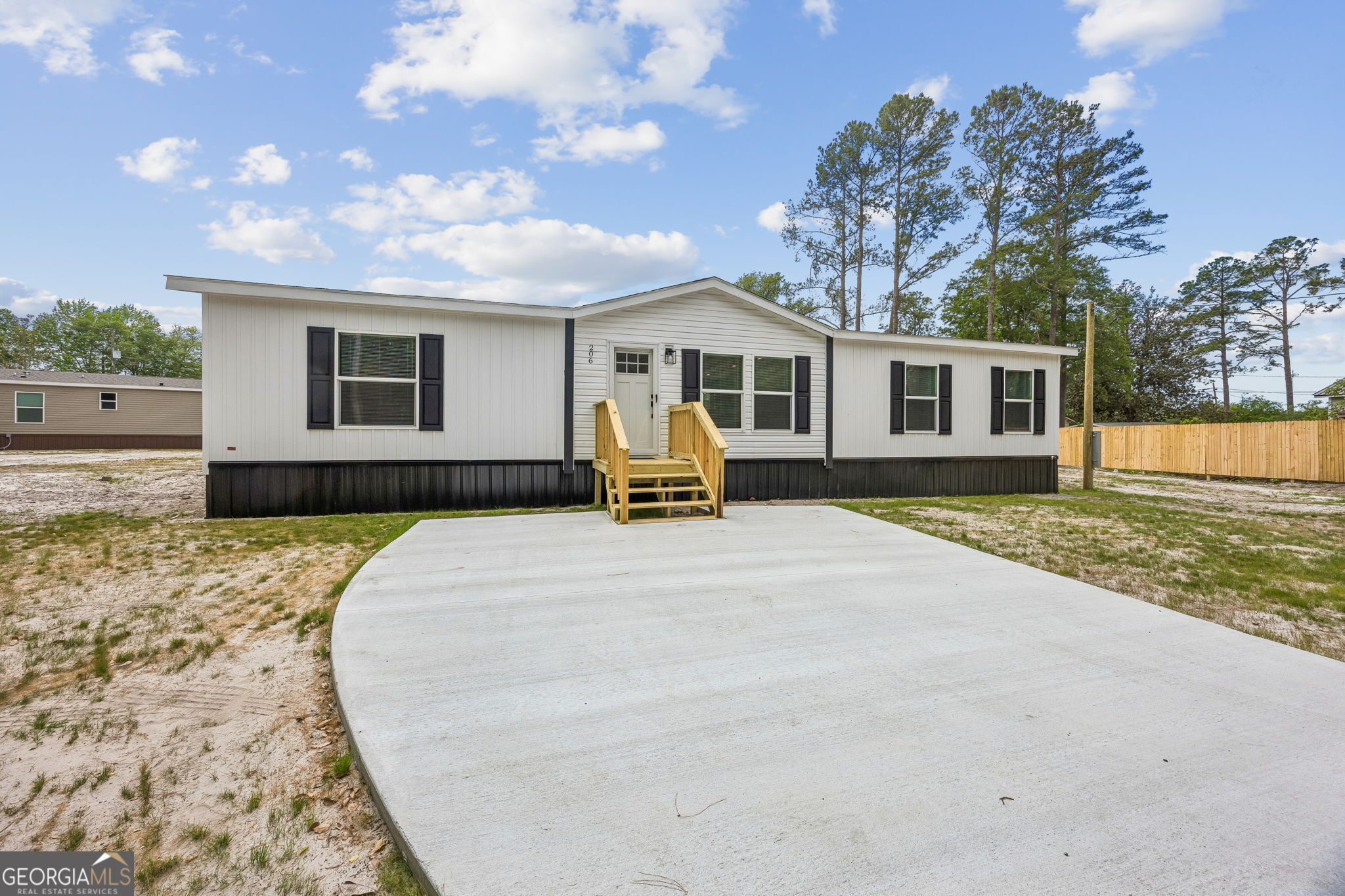 206 Elm Street Folkston GA 31537