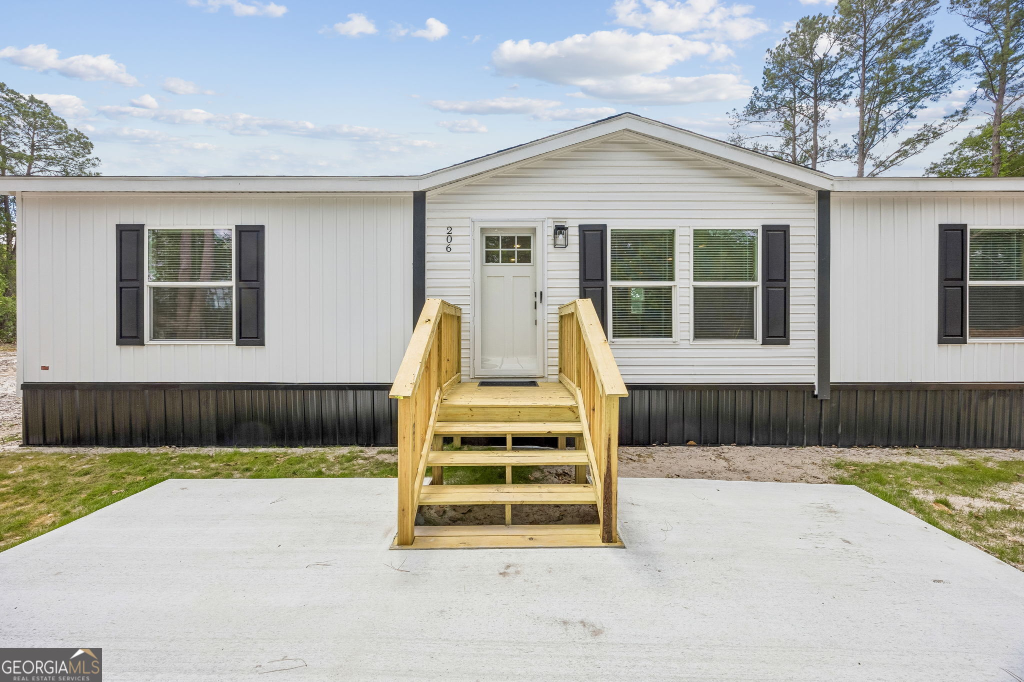 206 Elm Street Folkston GA 31537