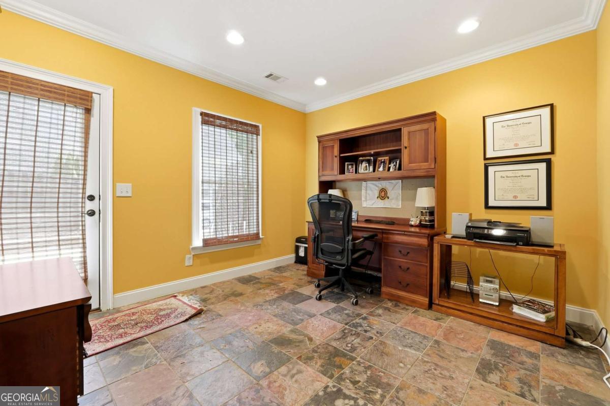 4852 Valley View Court Atlanta GA 30338