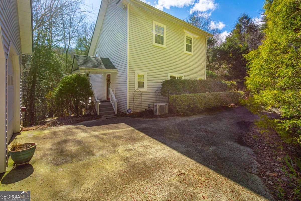 9 Blackbear Mountain Trail Suches GA 30572