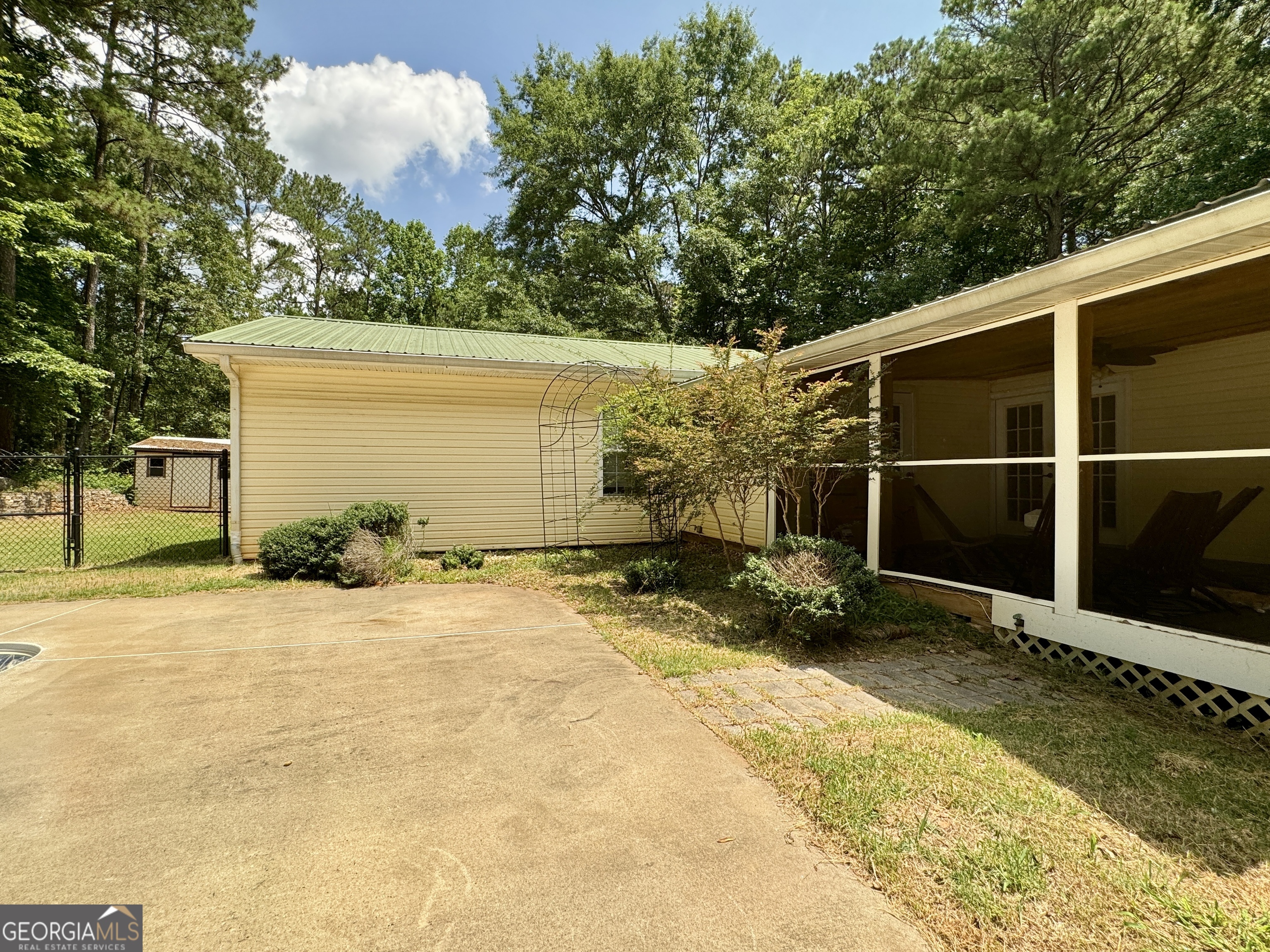 90 Howard Road Senoia GA 30276