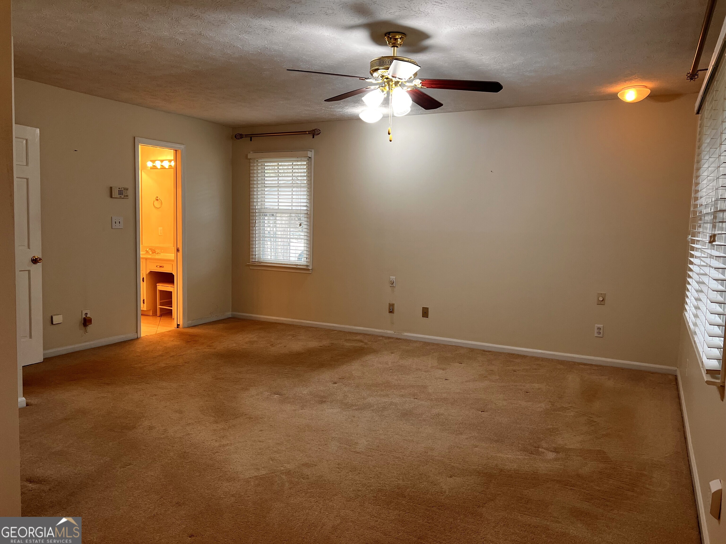 24 N Brooks Road Lagrange GA 30240