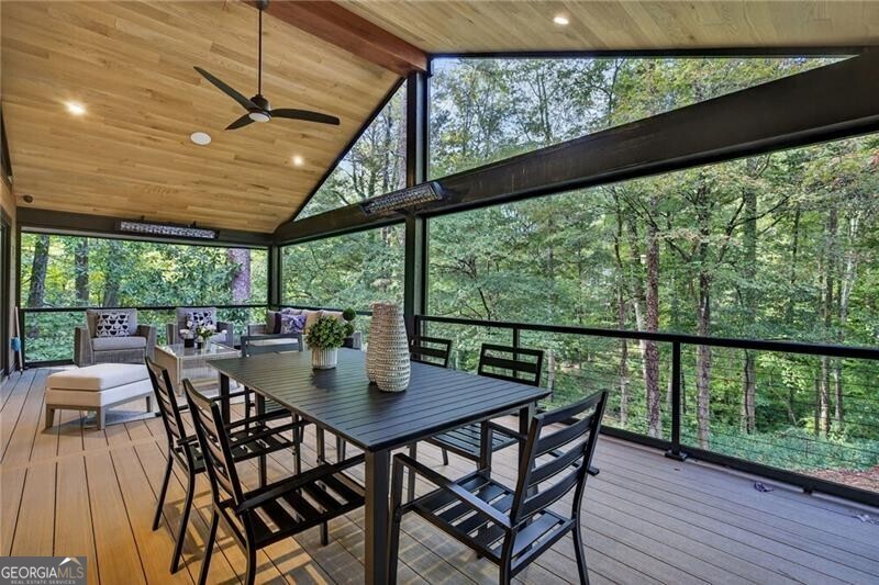 585 Amberidge Trail Atlanta GA 30328