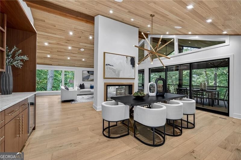 585 Amberidge Trail Atlanta GA 30328