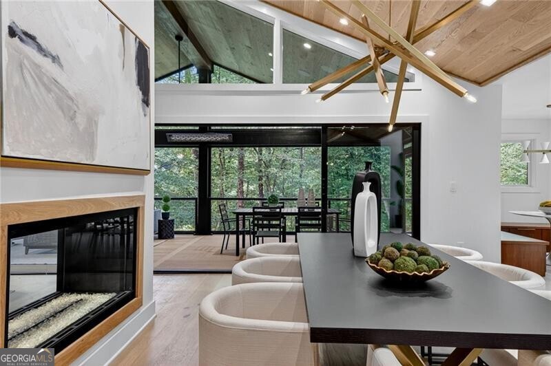 585 Amberidge Trail Atlanta GA 30328