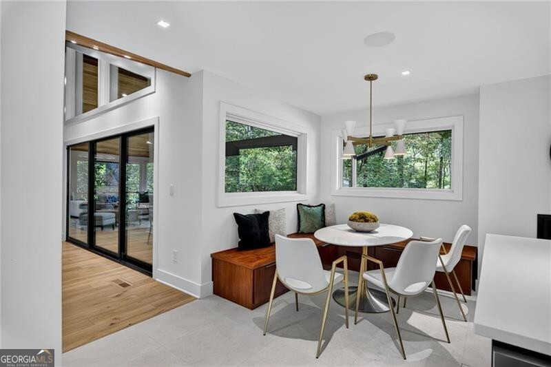 585 Amberidge Trail Atlanta GA 30328