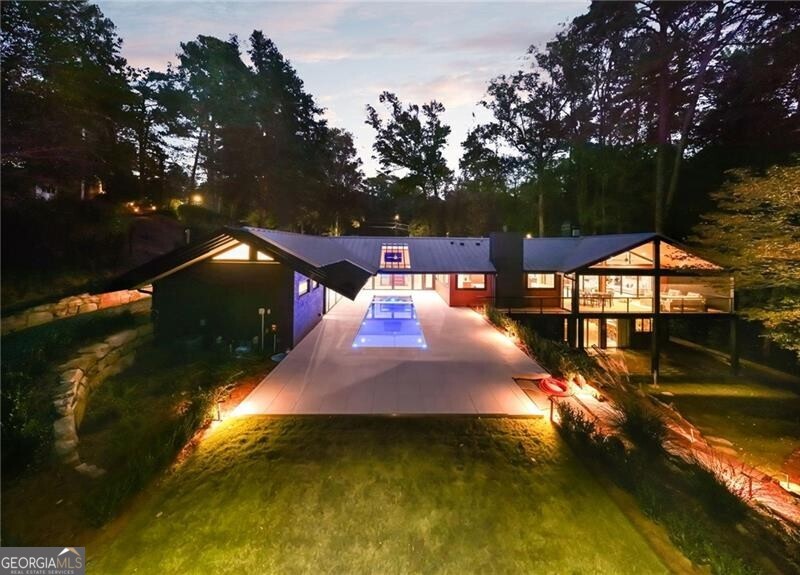 585 Amberidge Trail Atlanta GA 30328